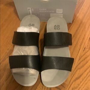 Abeo Gabie Black Slide Sandals with Cushioned Footbed